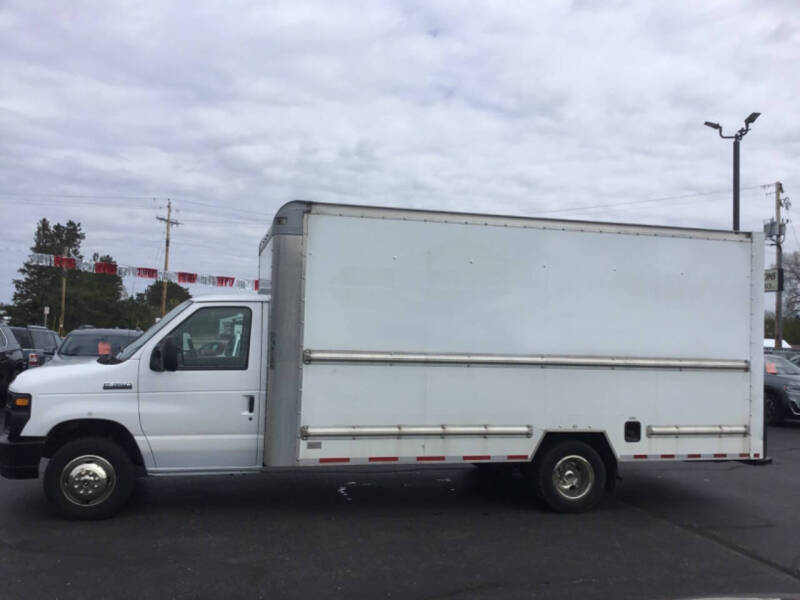 ford e-series cutaway 2015 1FDWE3FSXFDA30707 image